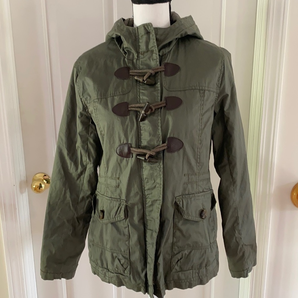 02:04  Aeropostale Duffle  Hooded Parka